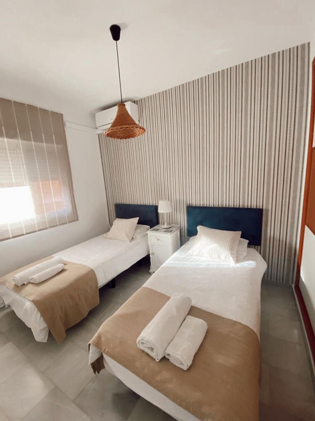 Apartamento Melina Arlu - Barrio La Victoria Málaga Esterno foto